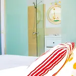 Guest house Casa Abuela Elena 3*