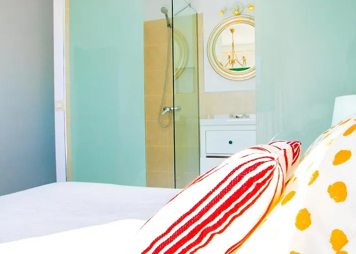 בית הארחה Casa Abuela Elena 3*